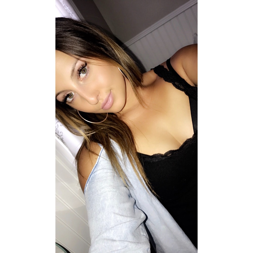 Meet your Posher, Lexie
